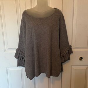 Crosstree Lane sz L Gray Ruffle Bell Sleeve Sweater split seam sides GUC B77